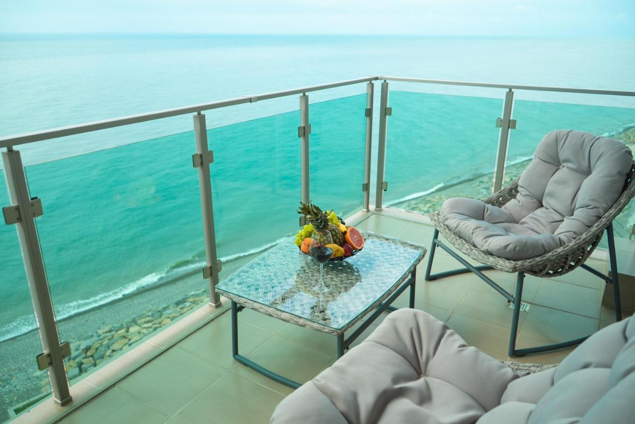 Aqua Batumi Hotel & Apartments Εξωτερικό φωτογραφία