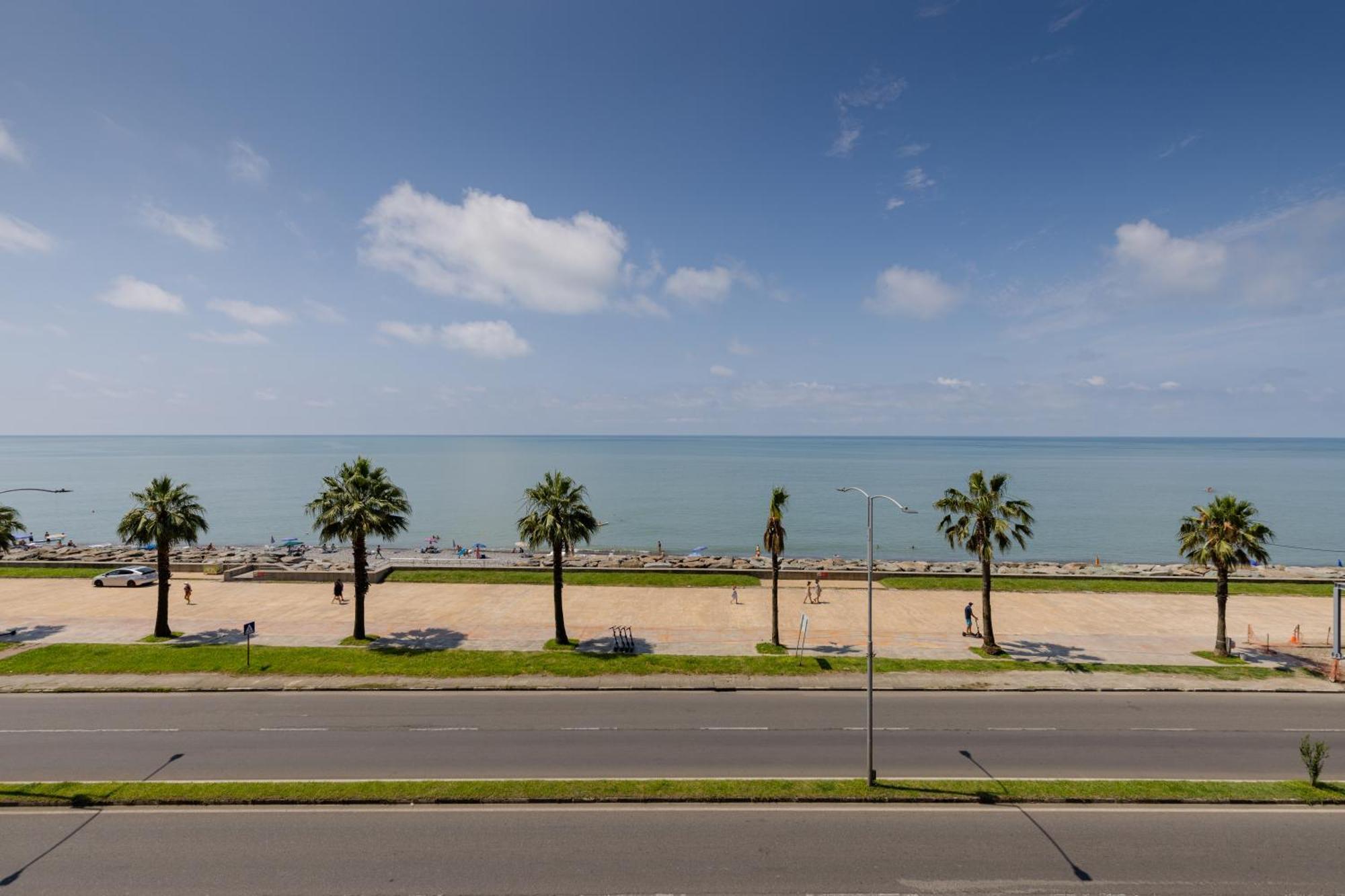 Aqua Batumi Hotel & Apartments Εξωτερικό φωτογραφία