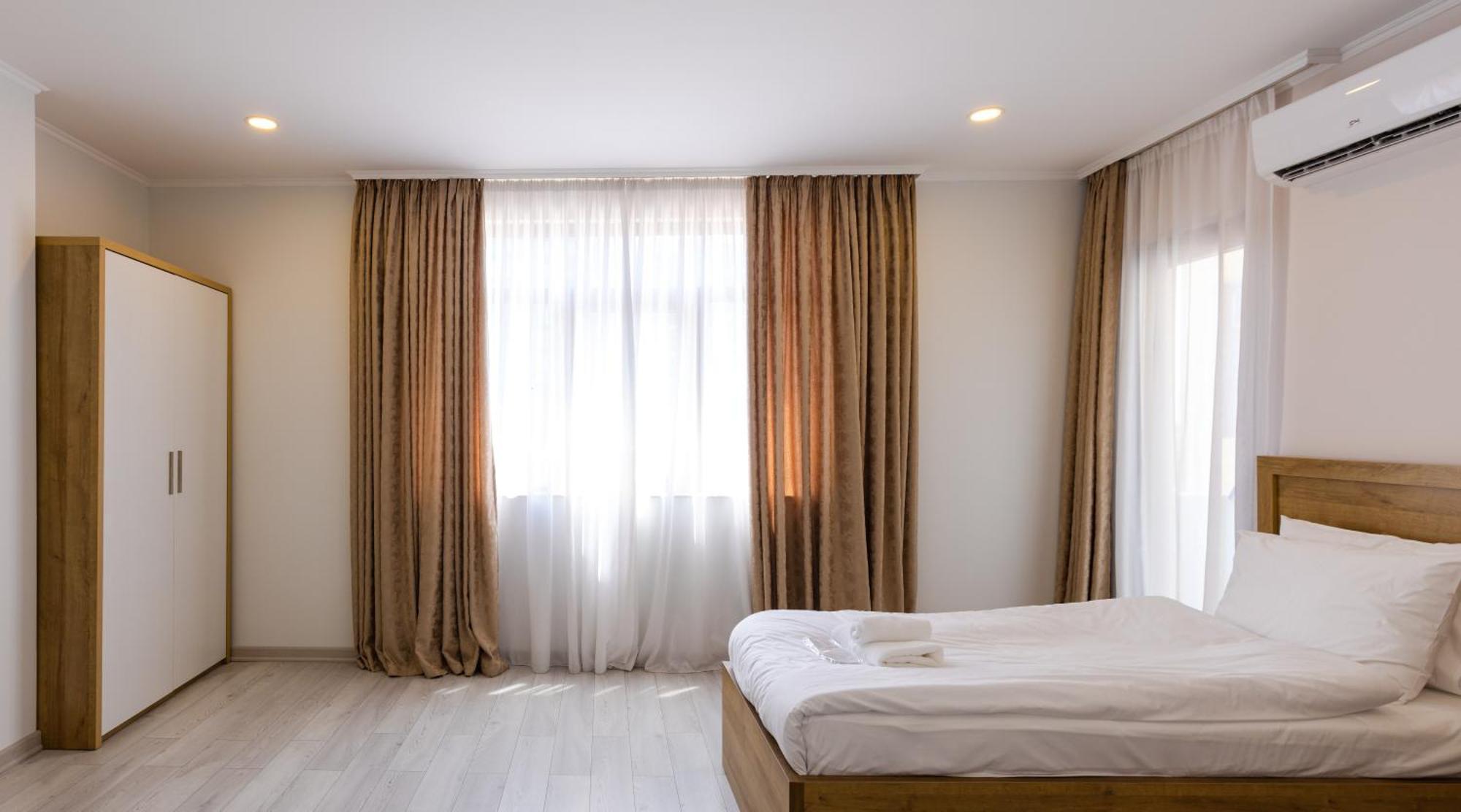 Aqua Batumi Hotel & Apartments Εξωτερικό φωτογραφία