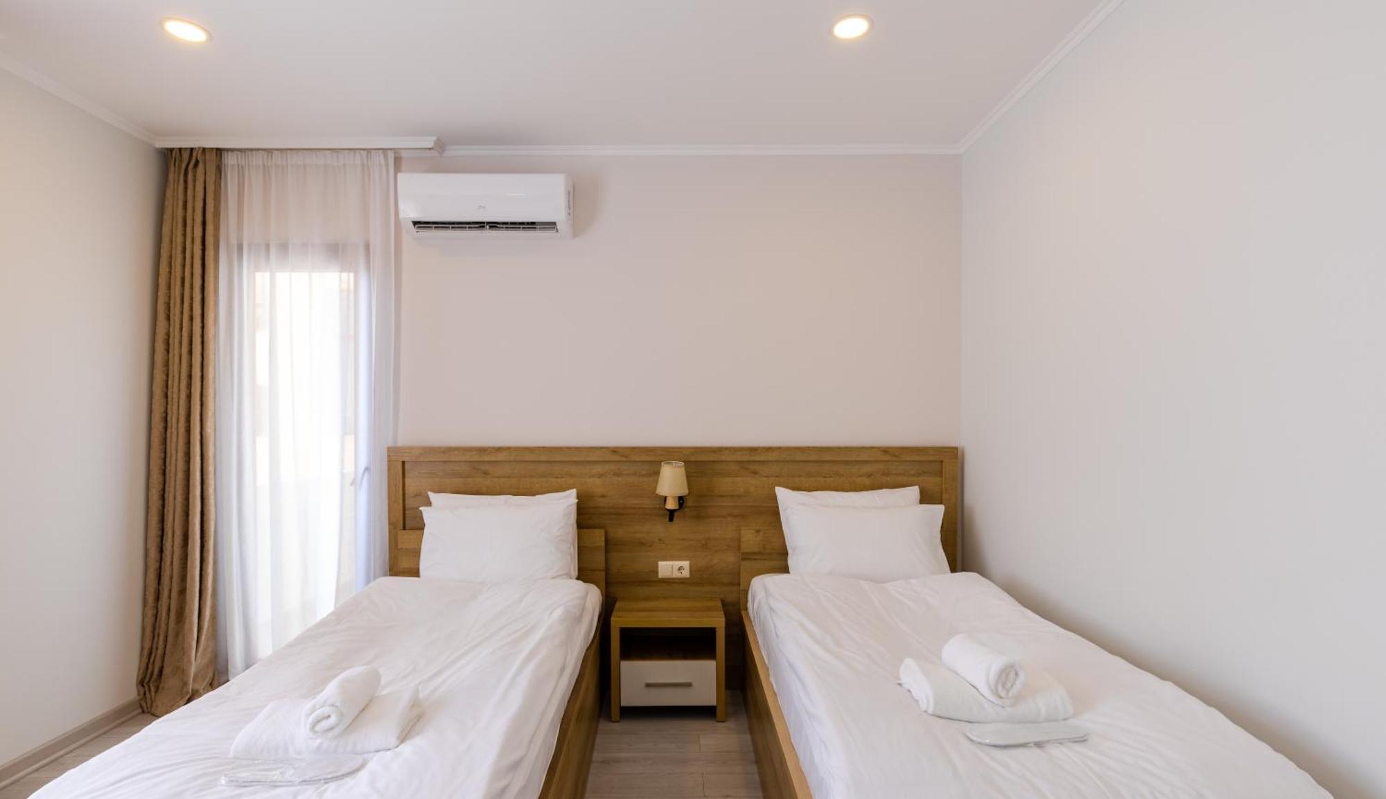 Aqua Batumi Hotel & Apartments Εξωτερικό φωτογραφία